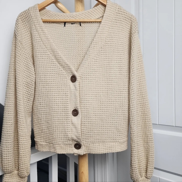 Vintage Waffle Knit Cropped Button Front Blouse Womens M/L** Beige Long Sleeve - Picture 1 of 10